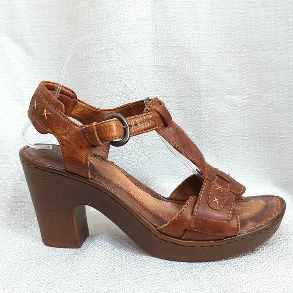 Born Sandals Womens 9 Brown Leather T Strap Buckle - Picture 2 of 9